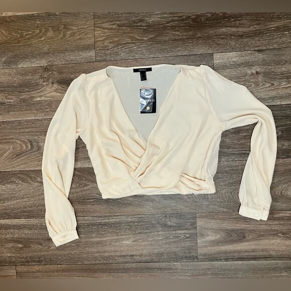 NWT Forever 21 Cream Wrap V-Neck Blouse (M) - Picture 5 of 7